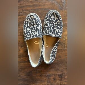 Old Navy Flats Women’s size 7